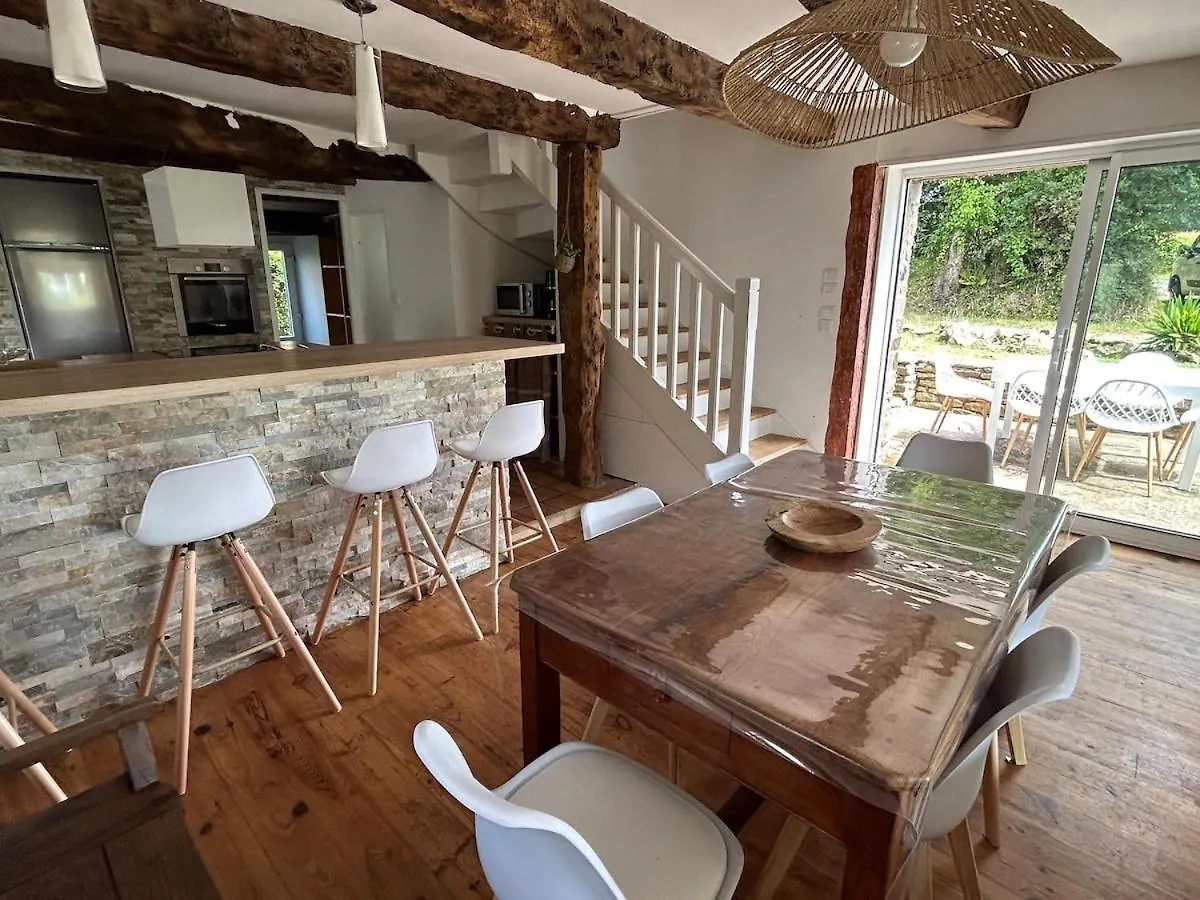 בית נופש הוילה Moëlan-sur-Mer Quiet House With Character In A Quiet Area צרפת